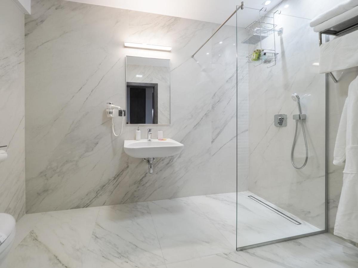 Hotel Anastasia Sybin Zewnętrze zdjęcie