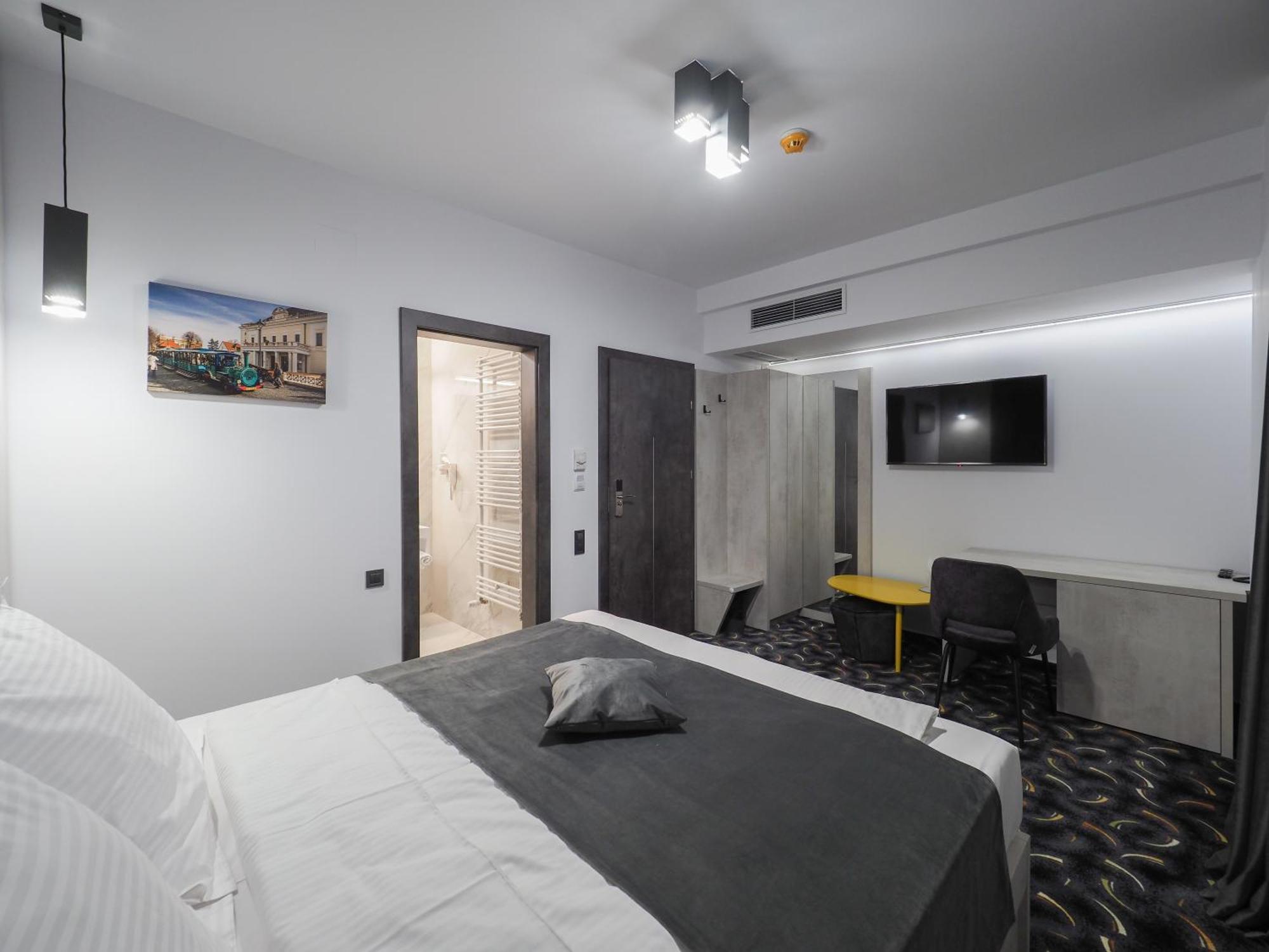 Hotel Anastasia Sybin Zewnętrze zdjęcie